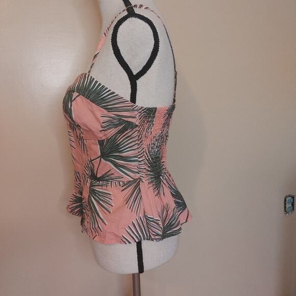 A New Day Size Medium Pink Green Palm Cropped Peplum Summer Beach Vacation Top - Picture 9 of 12